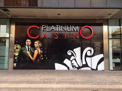 Platinum Casino, Split